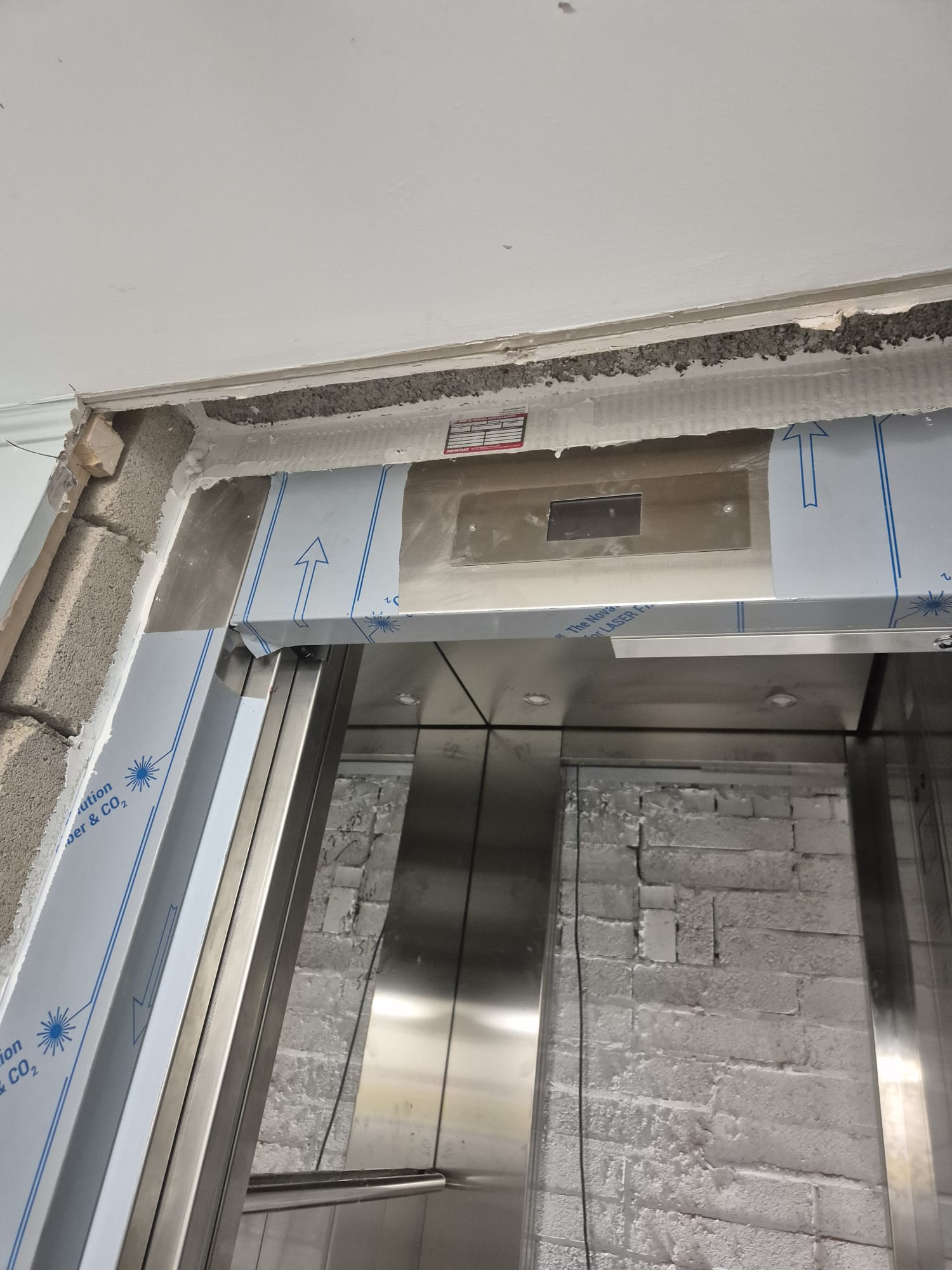 Lift entrance head preparation